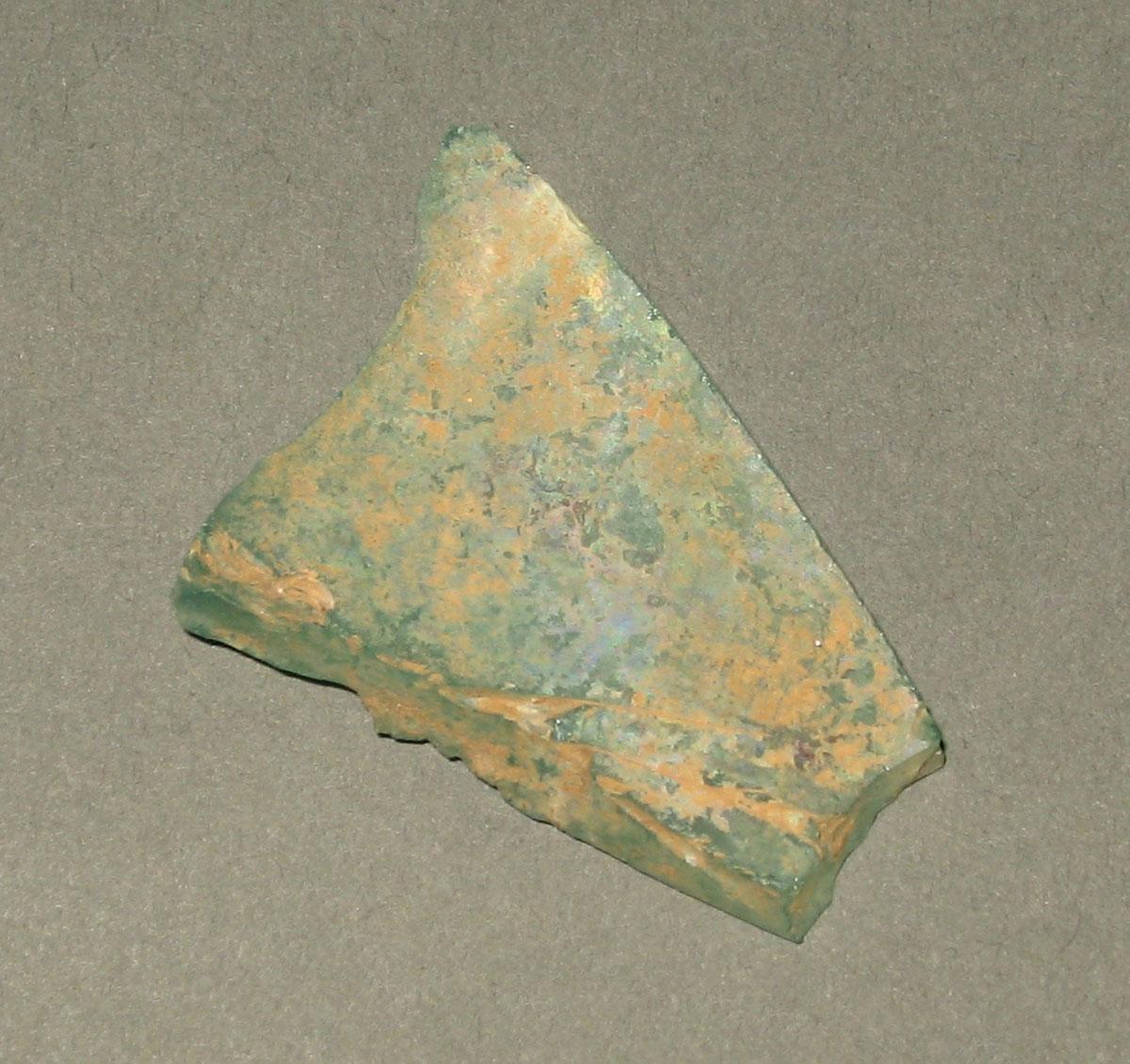 1968.0325.014 Glass fragment