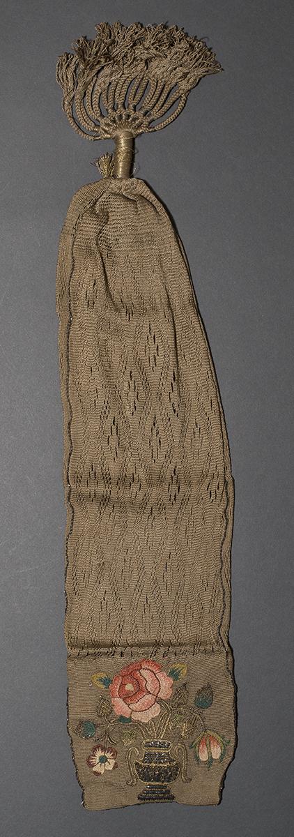 1968.0329 Purse