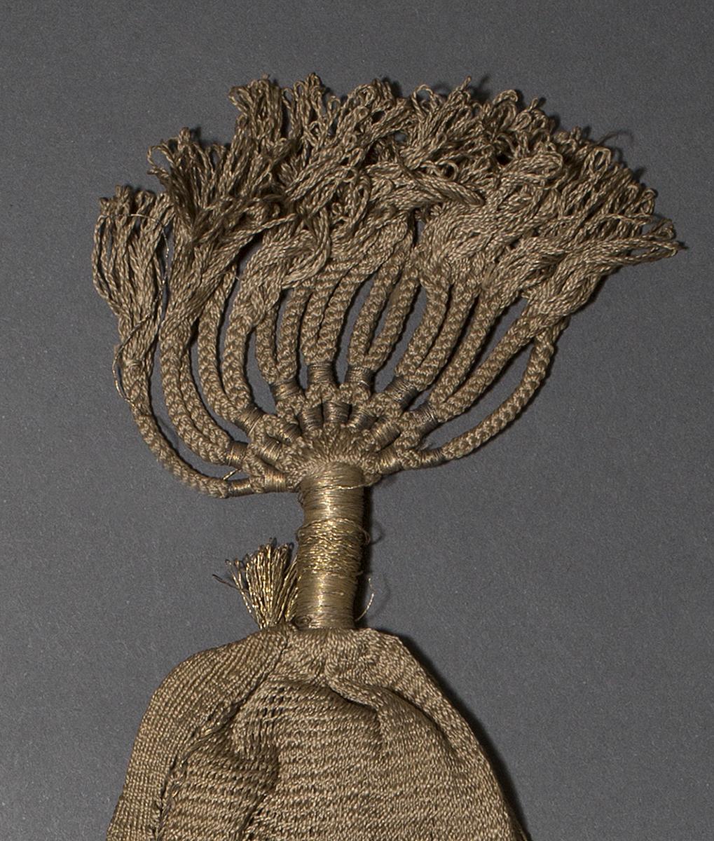 1968.0329 Purse, Detail