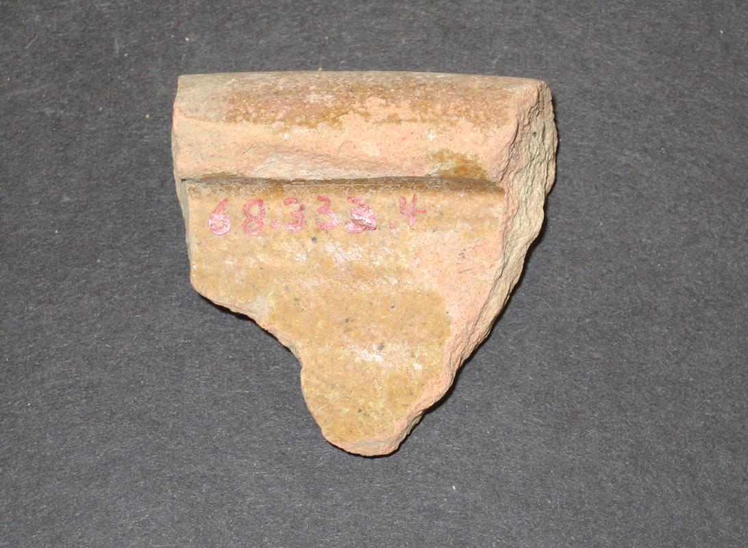 1968.0333.004 Ceramic fragment (underside)