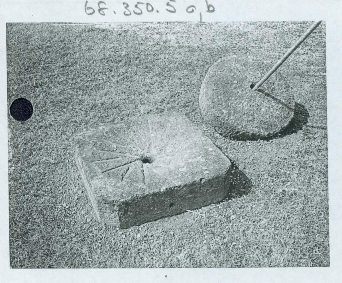 1968.0350.005 a, b Stone, Grinding stone