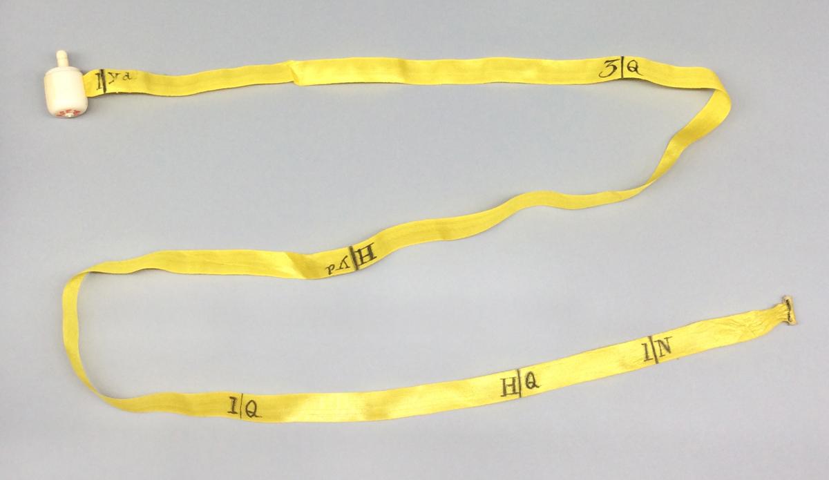 1968.0356 E Tool (for needlework), view 2