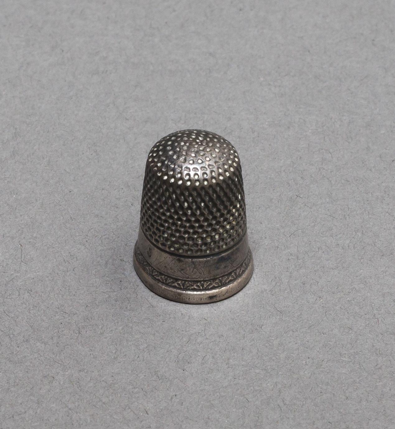 1968.0356 G Tool (for needlework), view 1