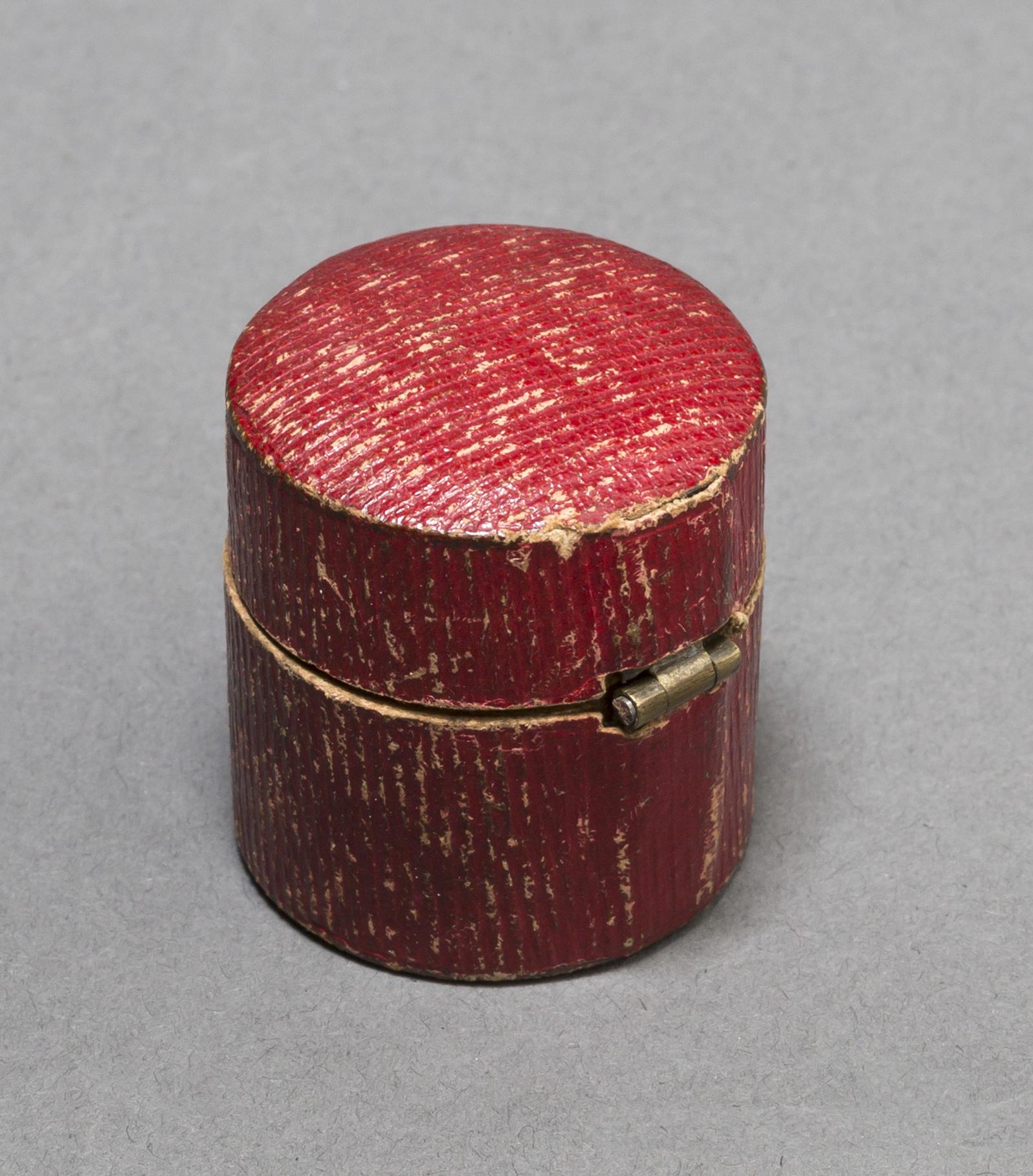 1968.0356 K Box, view 3