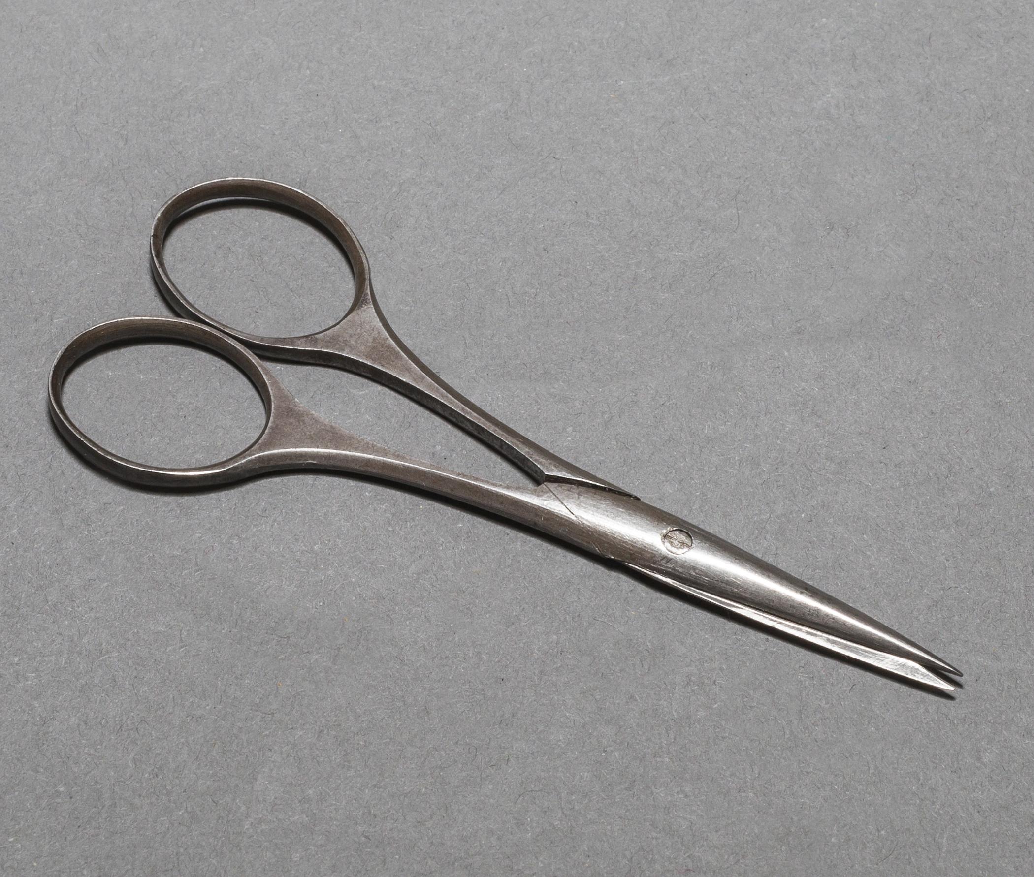 1968.0356 M Tool (for needlework), view 1