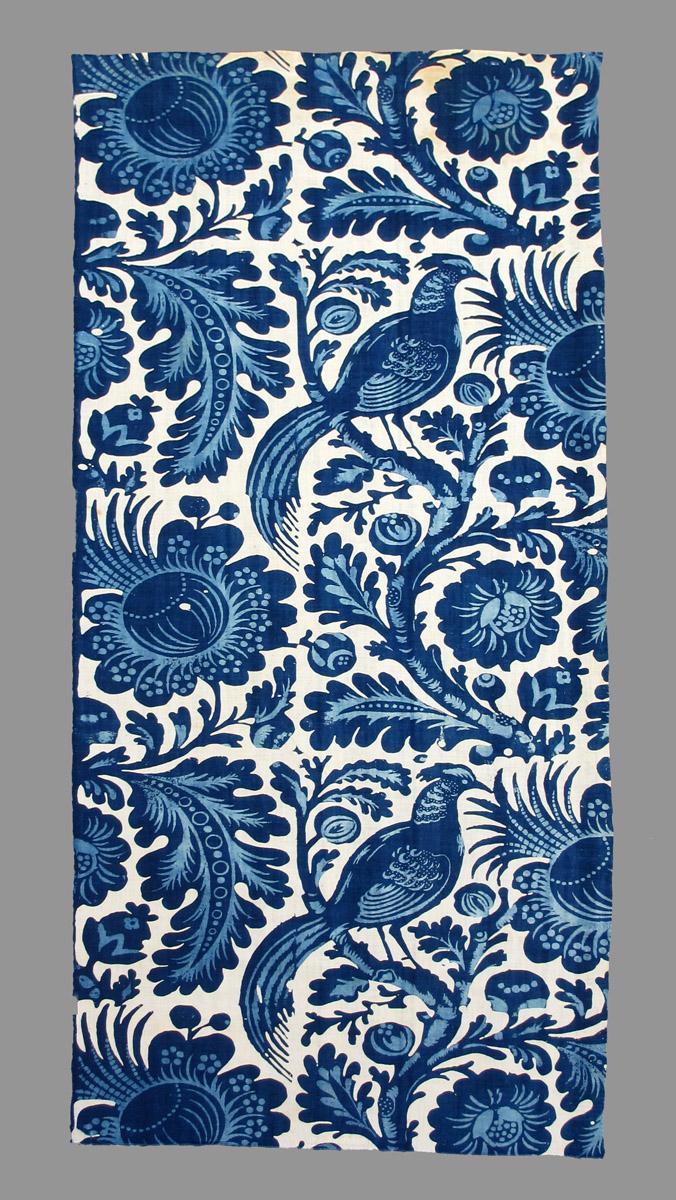 1968.0360.001 textile, printed obverse