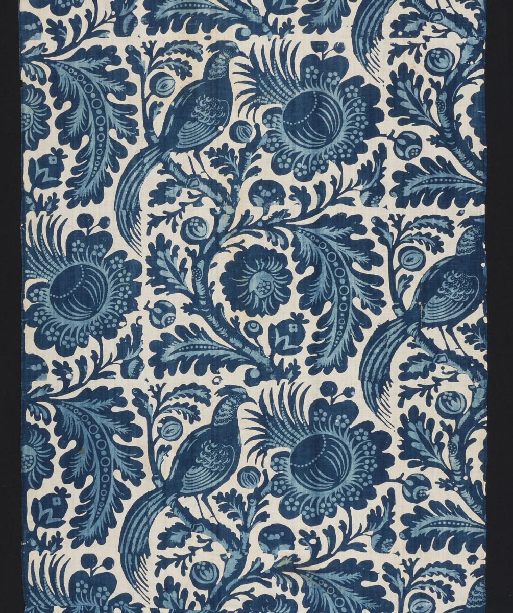 1968.0360.001 Textile, printed, detail, Book image C22