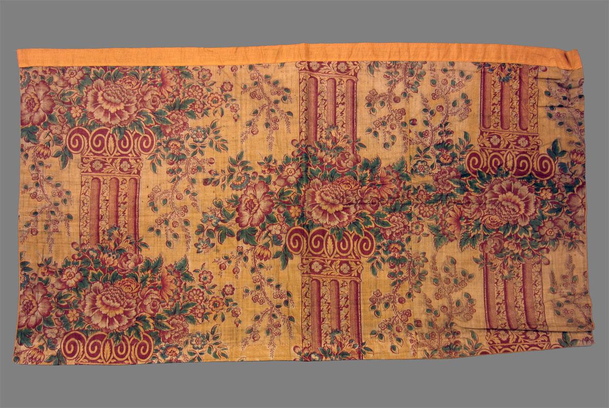 1968.0363.001 textile, printed obverse
