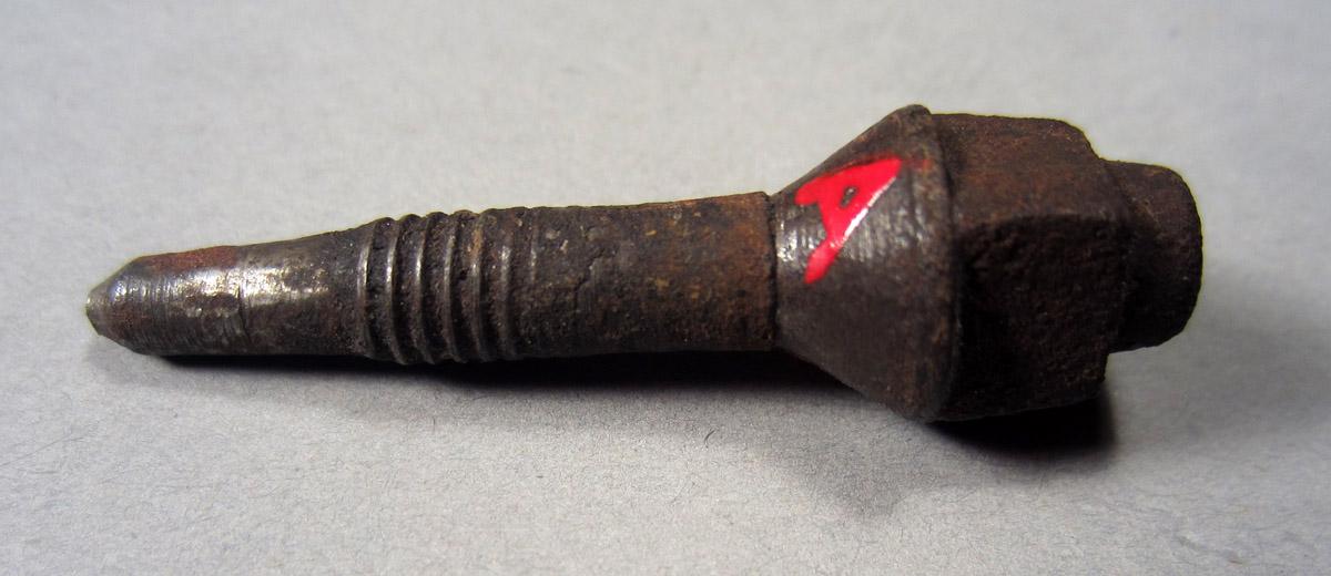 1957.0026.476 A Tap, View 1