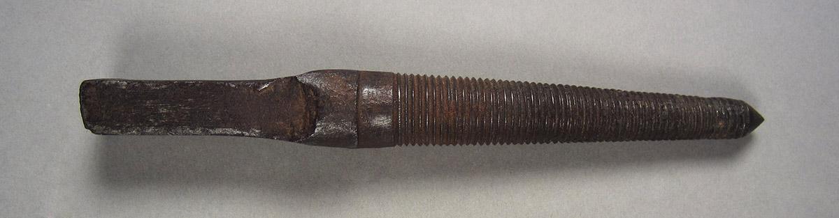 1957.0026.477.001, Screw tap, side 1