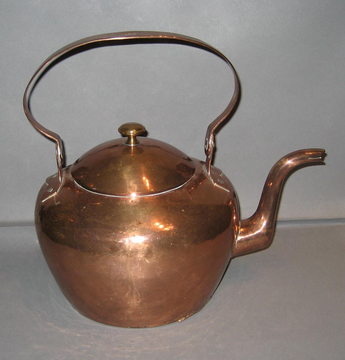 1968.0404 A, B Kettle