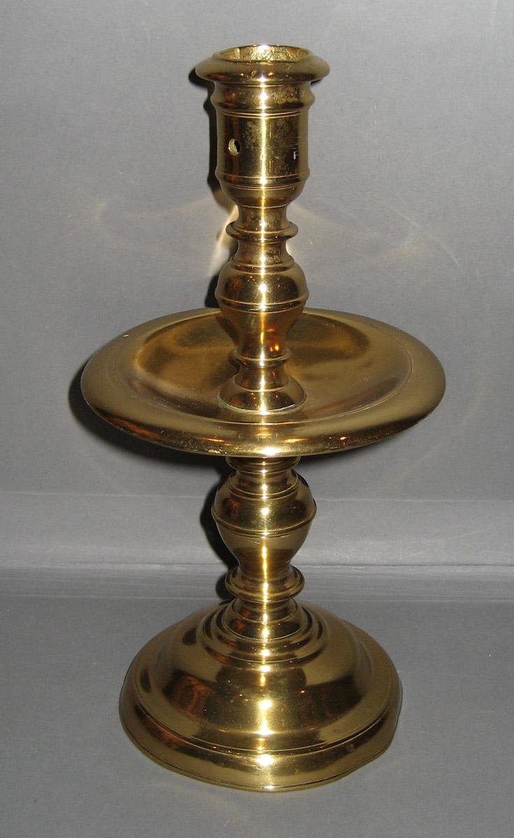 1968.0516.002 Candlestick