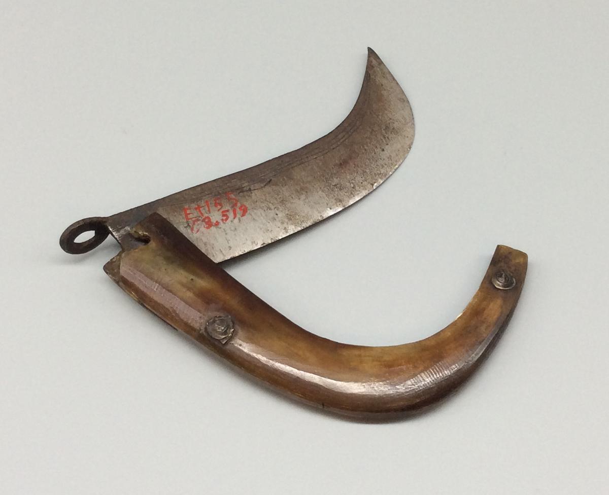 1968.0519 Knife, view 2