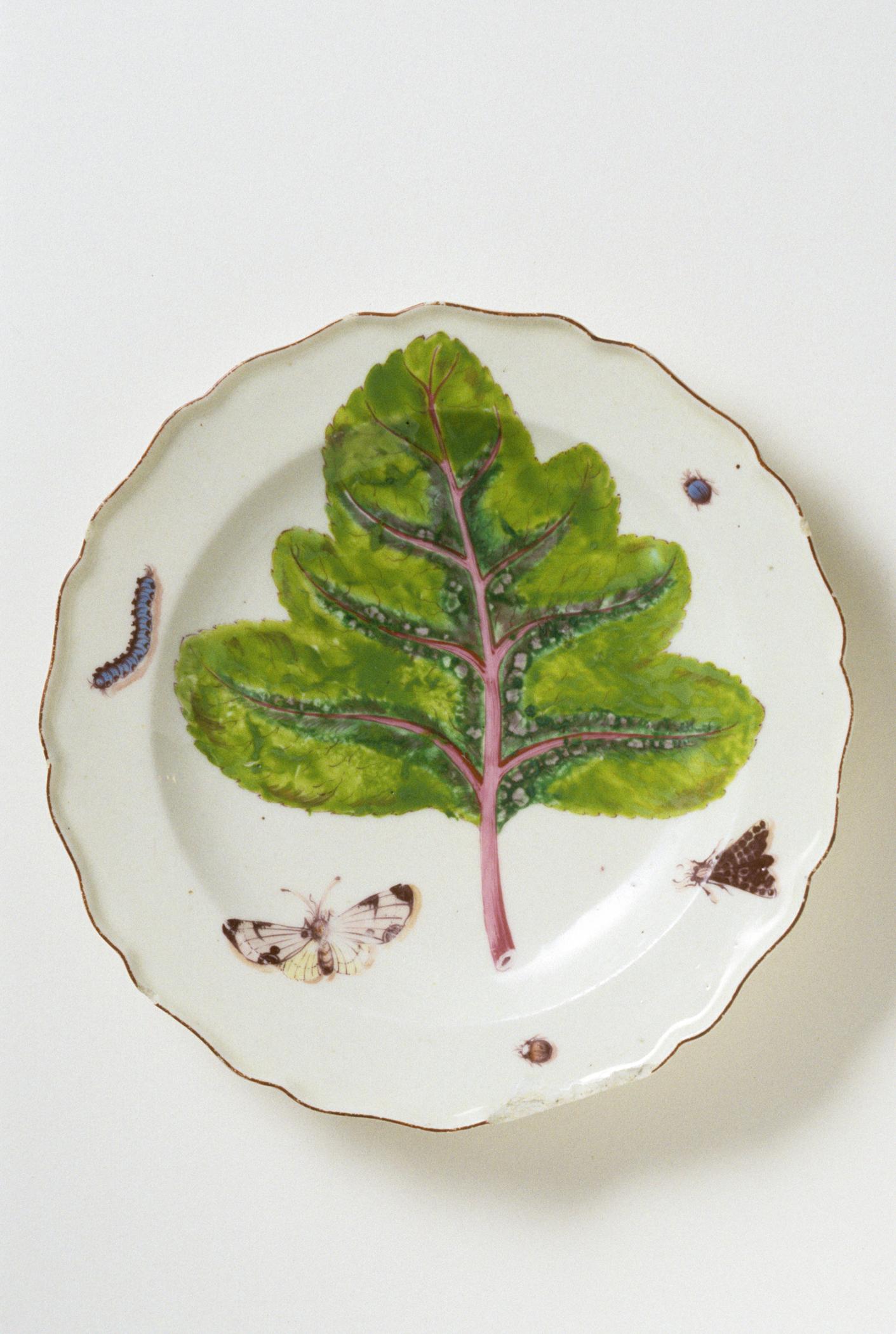 1968.0525 Chelsea porcelain plate