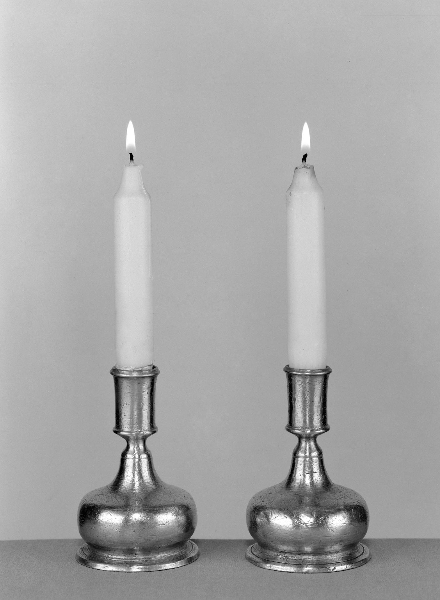 1968.0605.001, .002 Pewter candlesticks