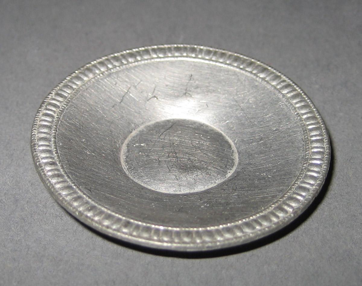 1968.0610.010 Saucer
