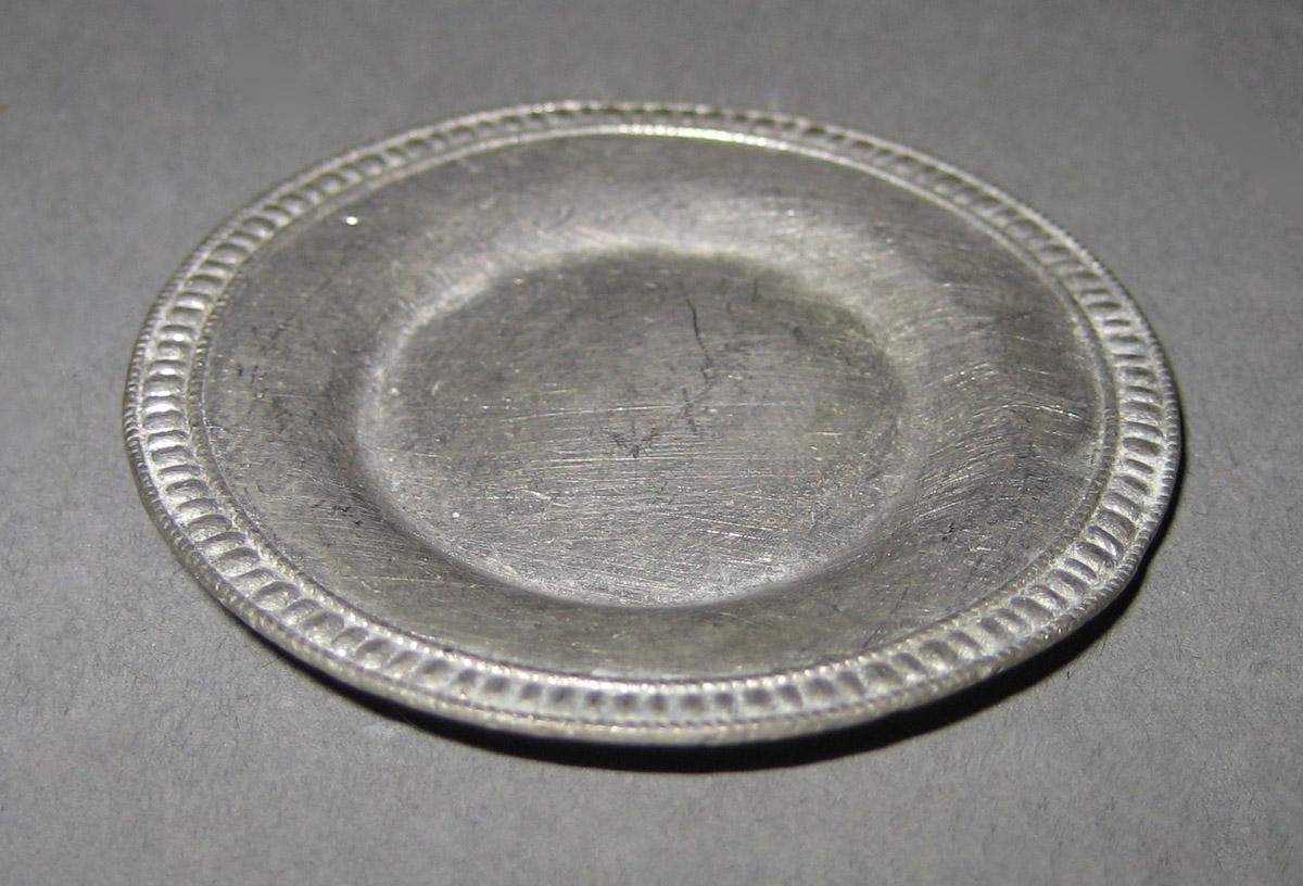 1968.0610.014 Plate