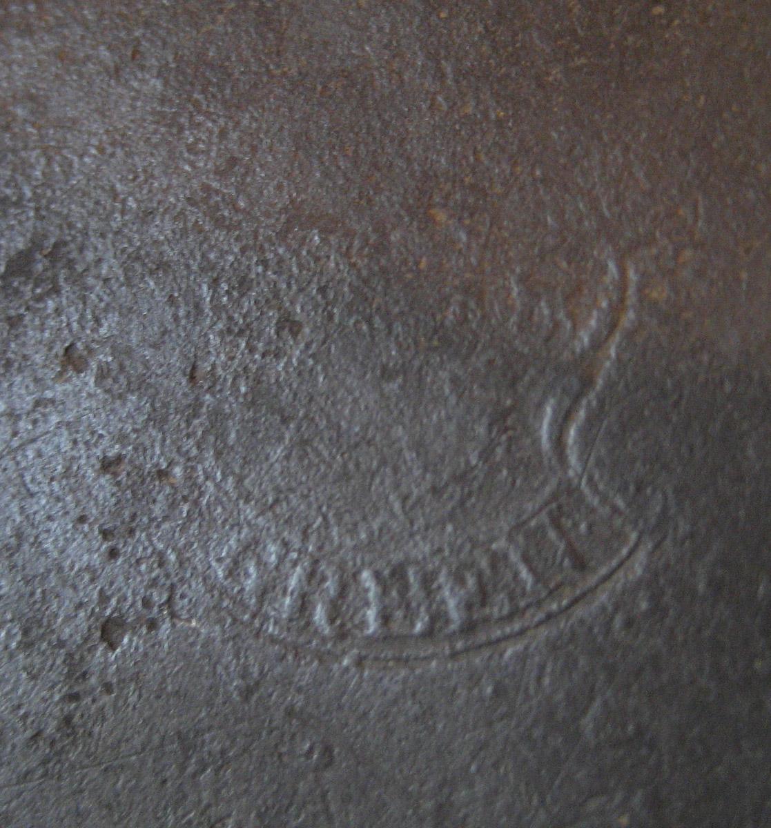 1968.0614 Plate (mark)
