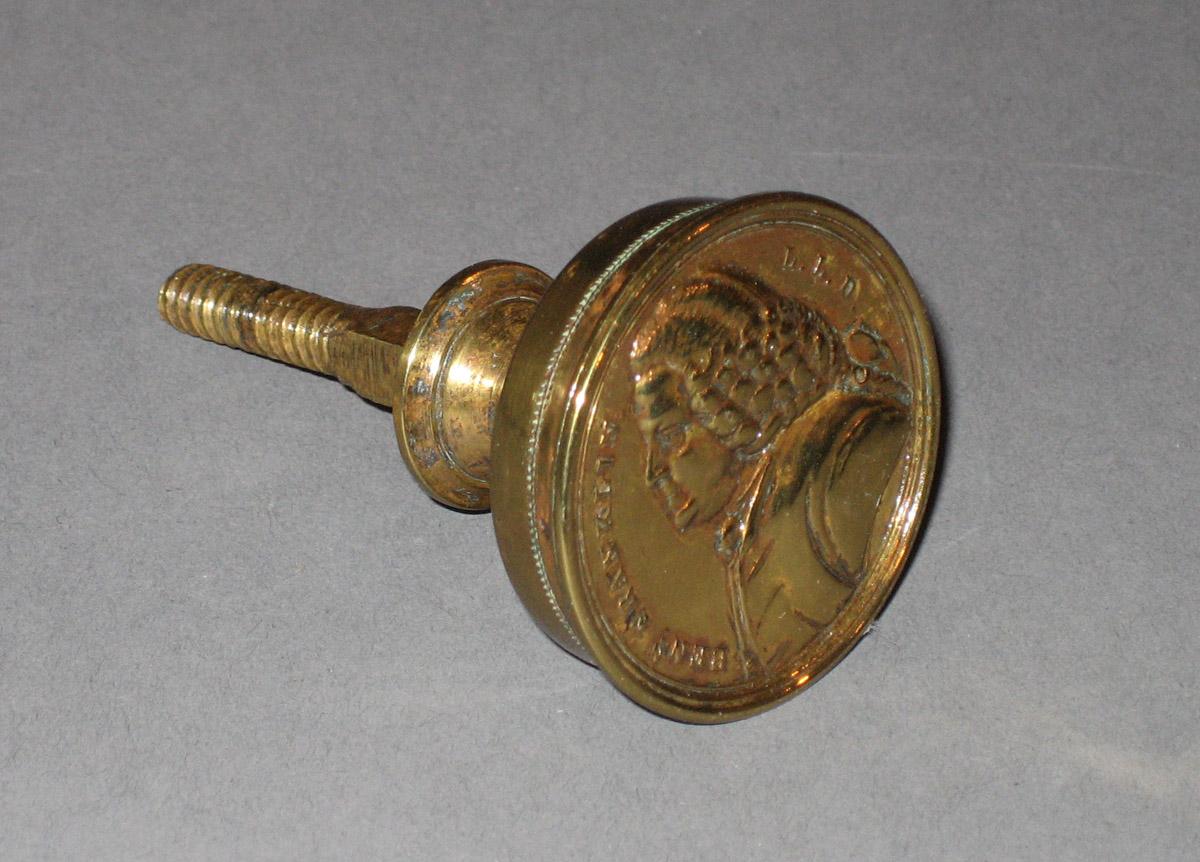 1968.0630.002 Cloak pin