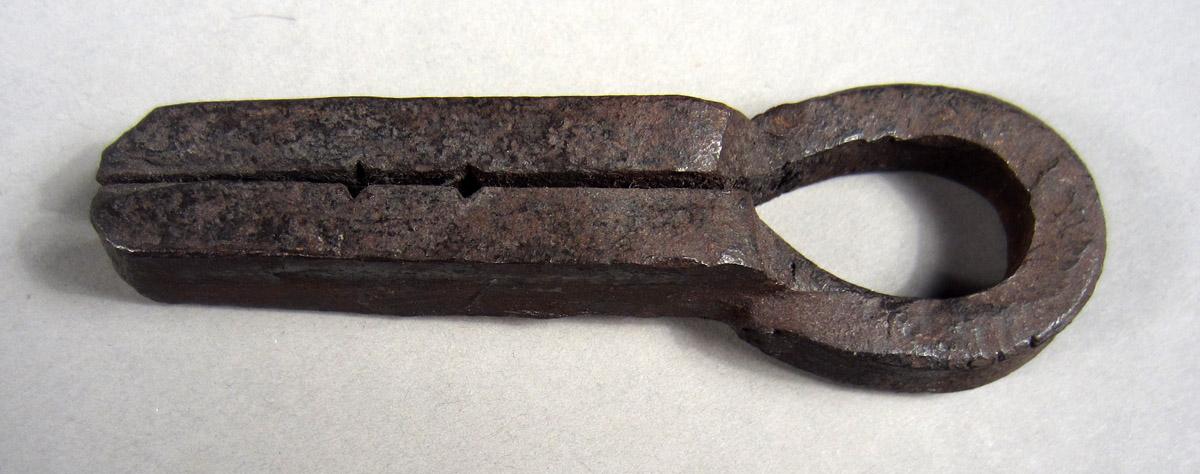 1957.0026.485 Header, nail and rivet, View 2