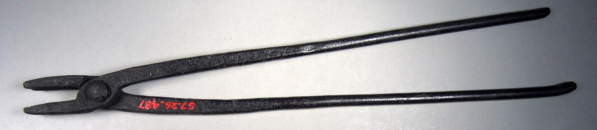 1957.0026.487 Tongs, View 2