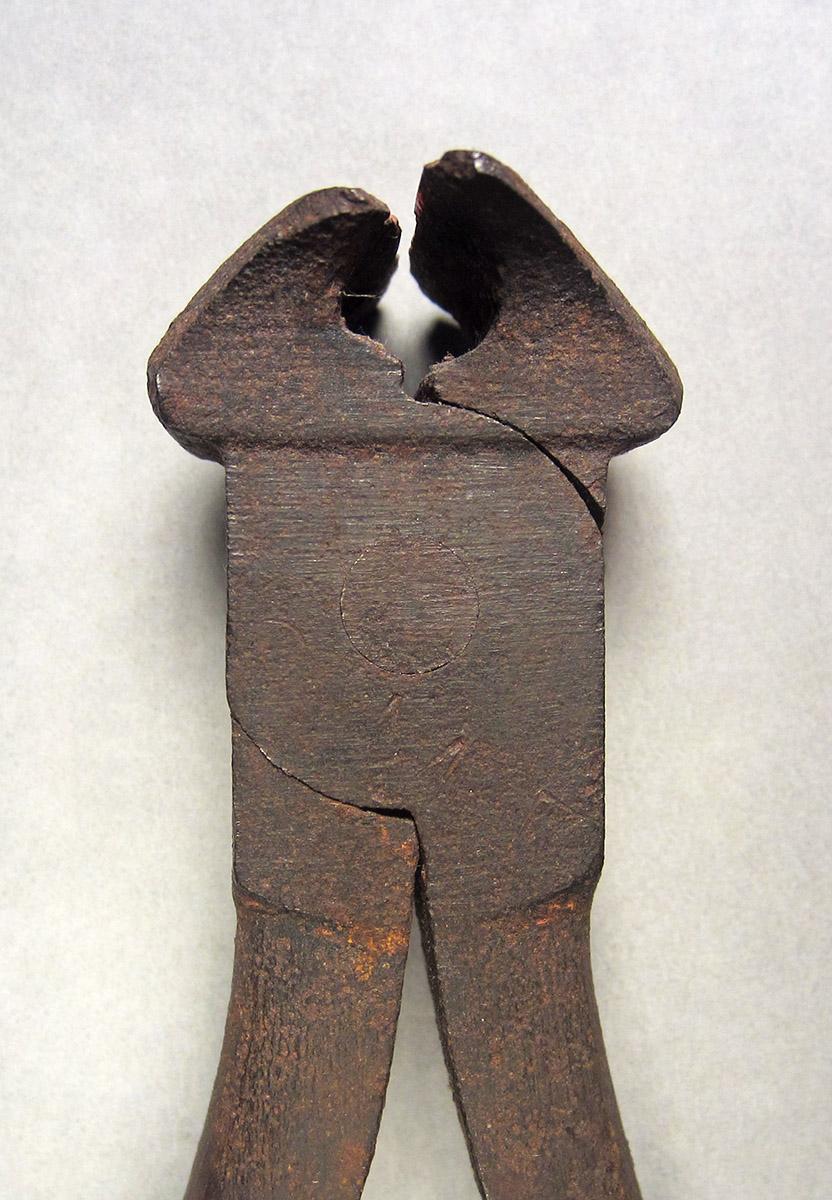 1957.0026.490, End nippers, jaws side 1