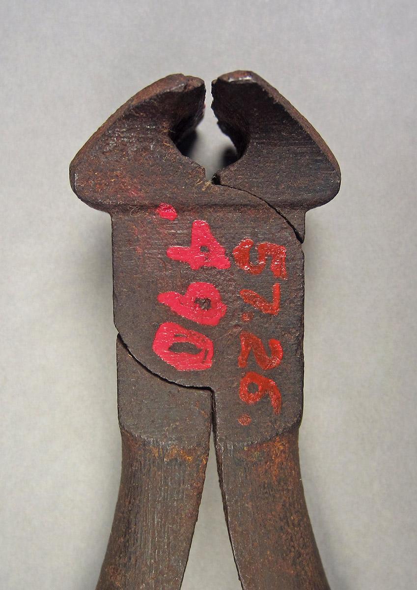 1957.0026.490, End nippers, jaws side 2