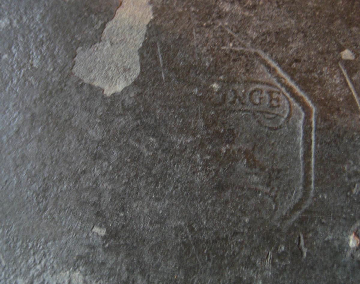 1968.0700 Dish fragment (mark)