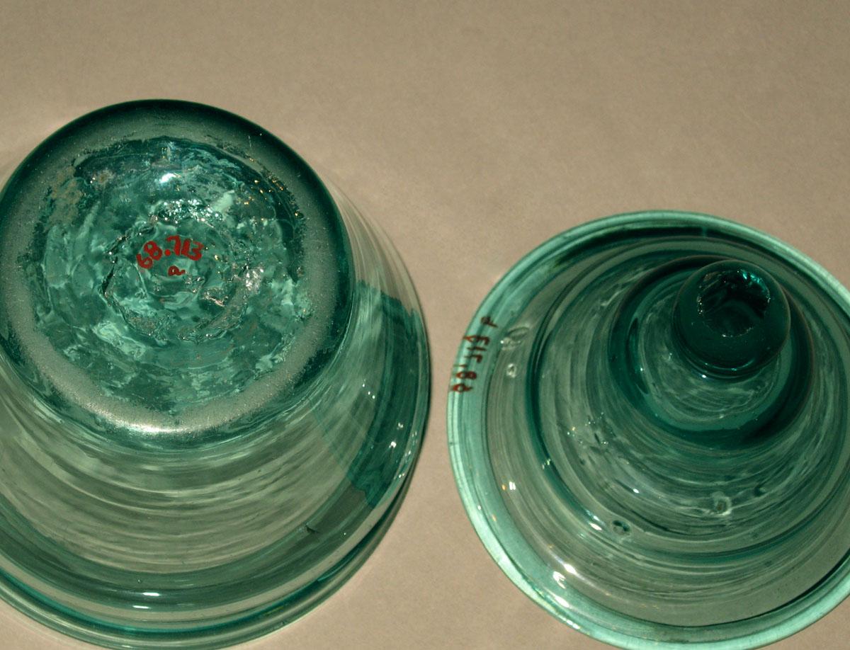 1968.0713 Sugar bowl and cover (detail)
