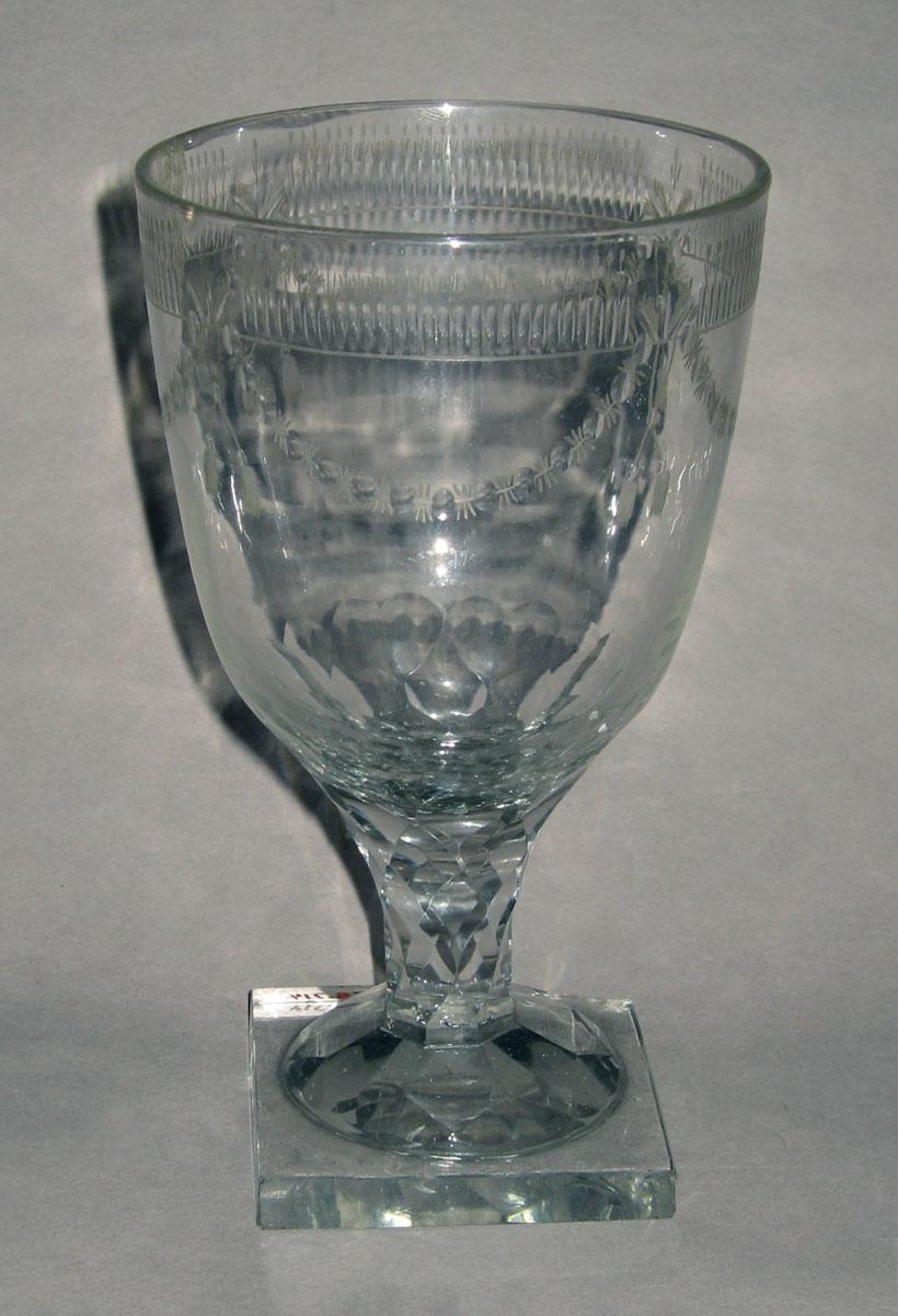 1968.0714 Glass wineglass