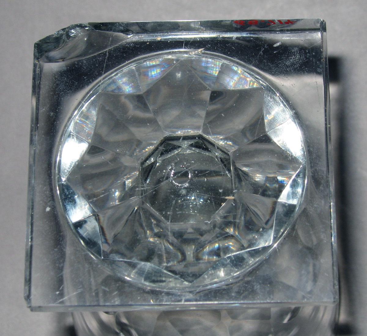 1968.0714 Glass wineglass (underside)
