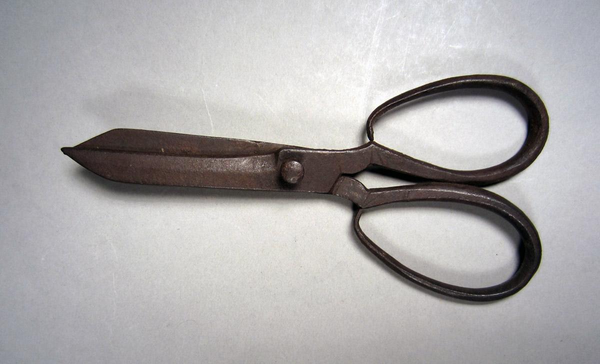 1957.0026.498 Scissors, View 1
