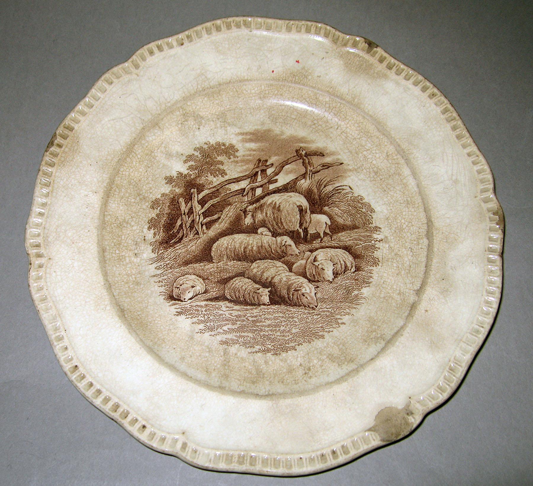 1968.0762 Earthenware plate
