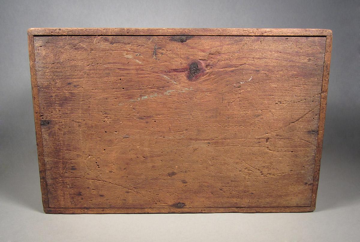 1957.0026.507 A, B, Box, bottom