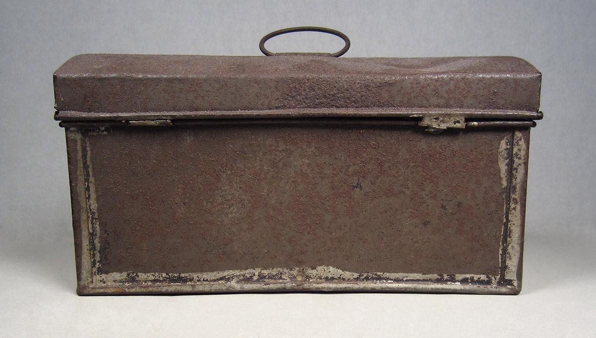 1957.0026.510, Box, back