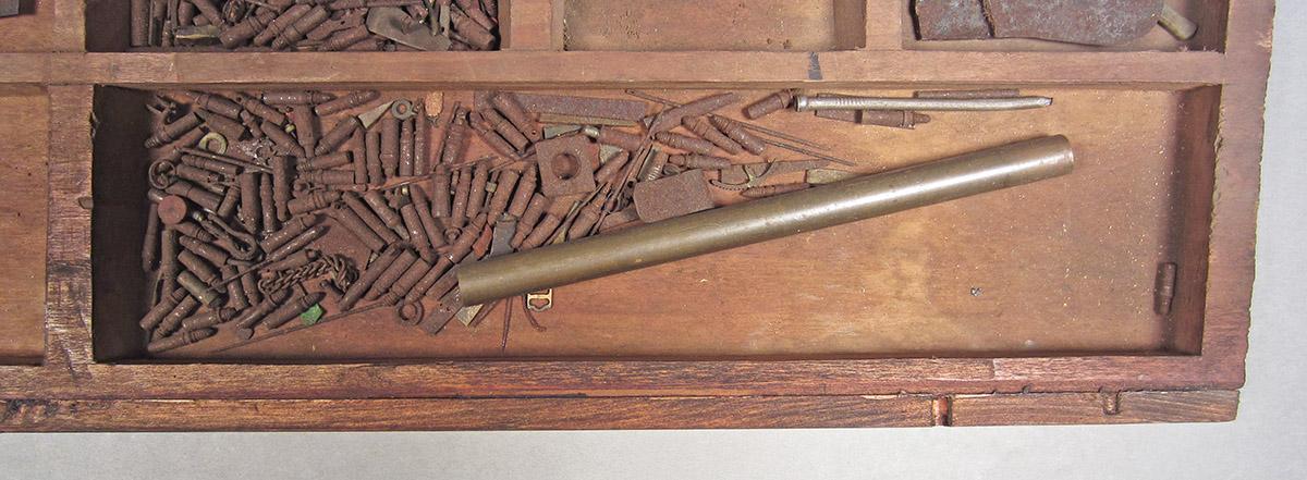 1957.0026.514, Drawer, compartment detail 2