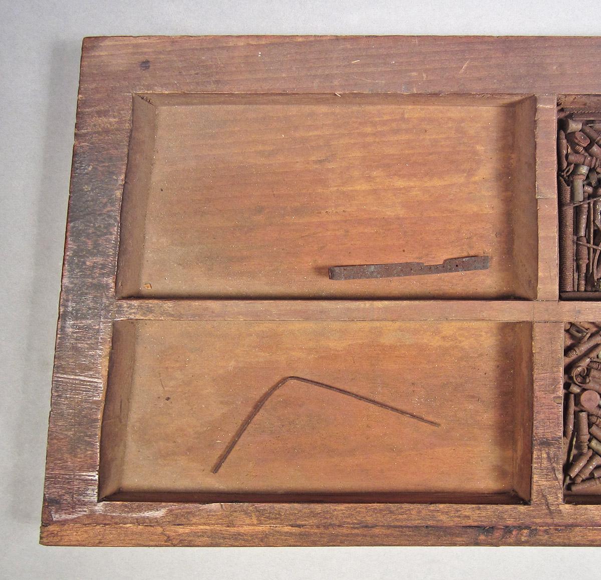 1957.0026.514, Drawer, compartment detail 4