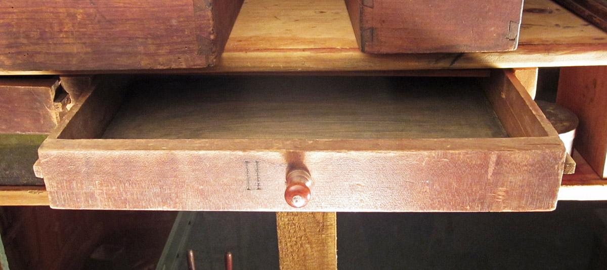 1957.0026.517, Drawer, overall 1