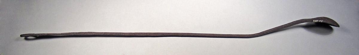1957.0026.523, Ladle, side 3