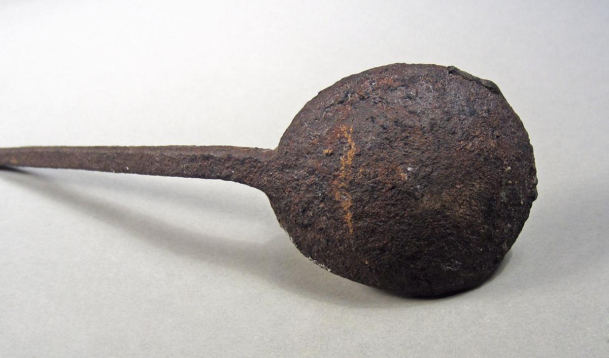 1957.0026.523, Ladle, bowl side 1