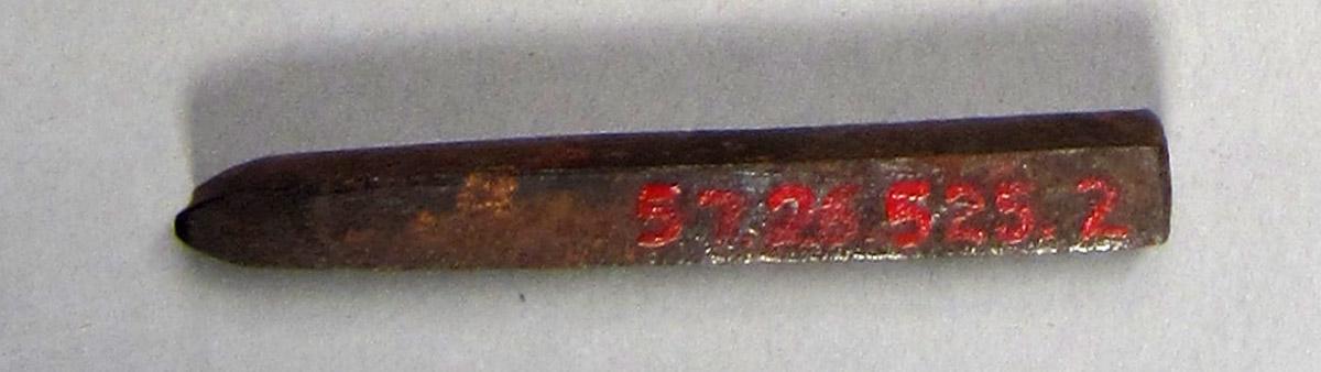 1957.0026.525.002 Number die, View 2