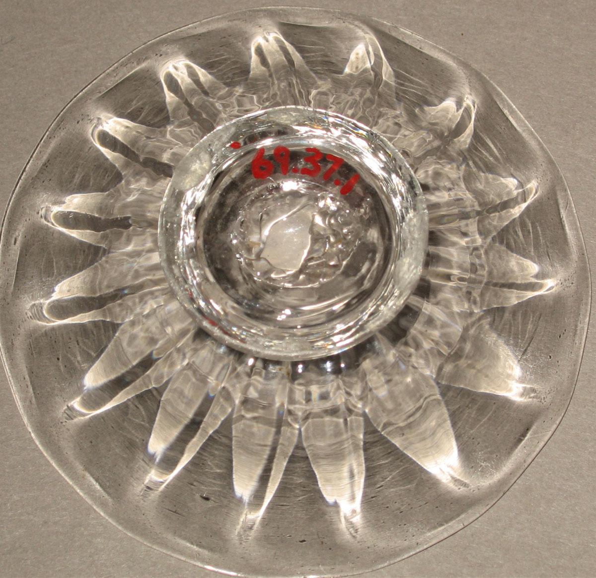 1969.0037.001 Glass comfit dish (underside)