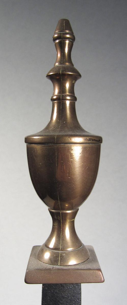 1957.0026.527.001, Andiron, finial side 1