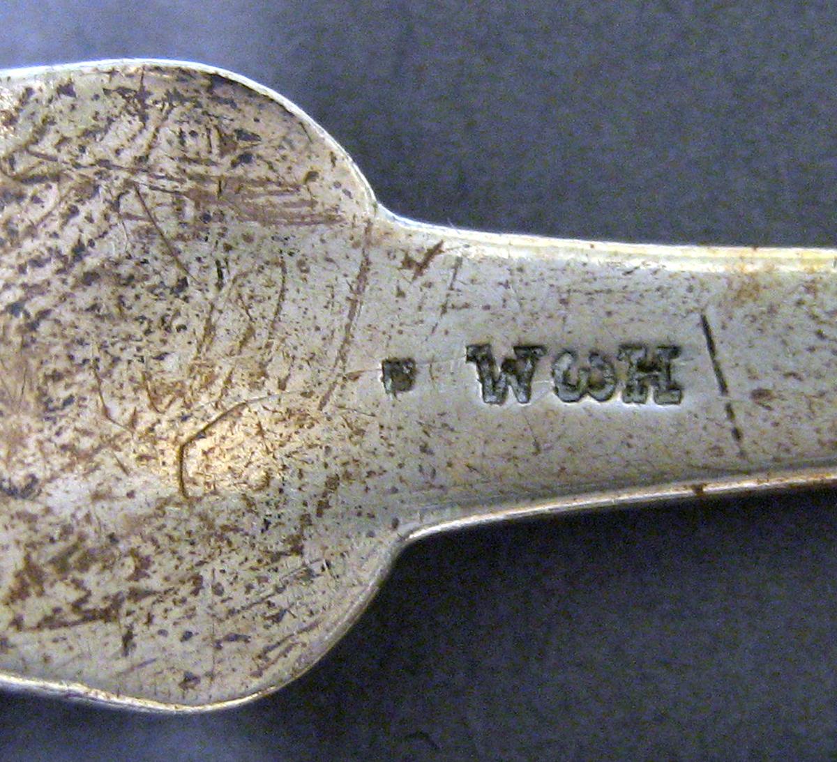 1969.0062 Tablespoon mark
