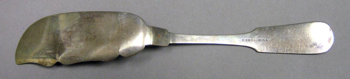 1969.0067 Knife underside