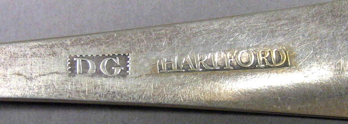 1969.0068 Tablespoon mark