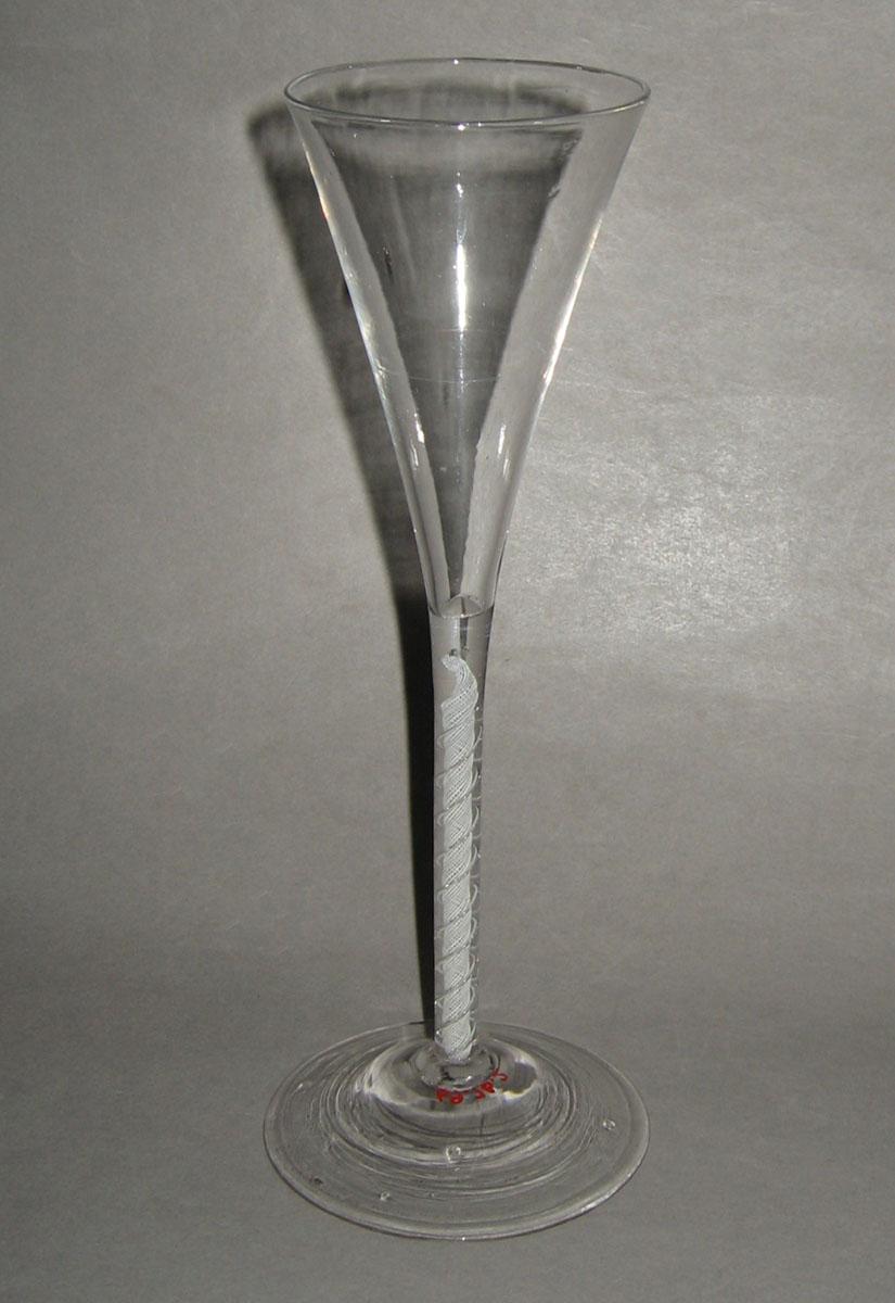 1969.0076.002 Lead glass wine glass