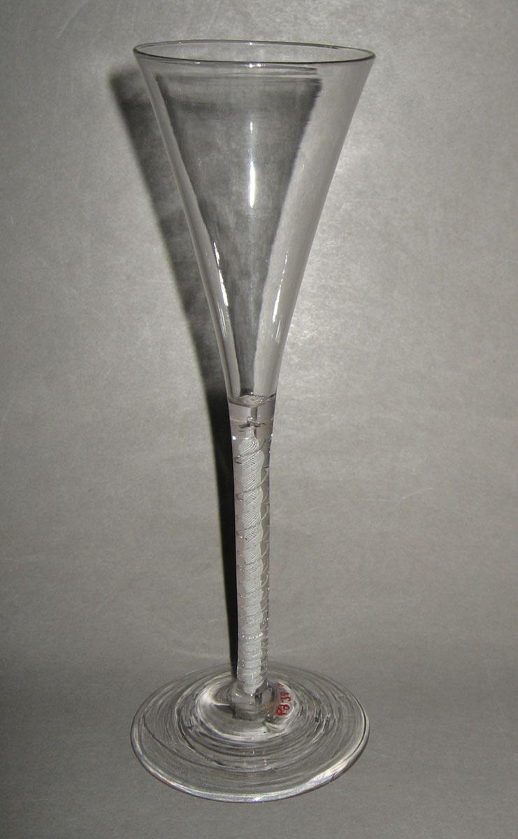 1969.0076.003 Lead glass wine glass