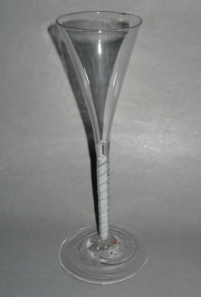 1969.0076.004 Lead glass wine glass