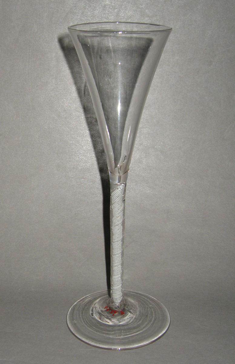 1969.0076.008 Lead glass wine glass